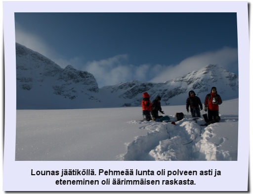 Lounas 
jäätiköllä